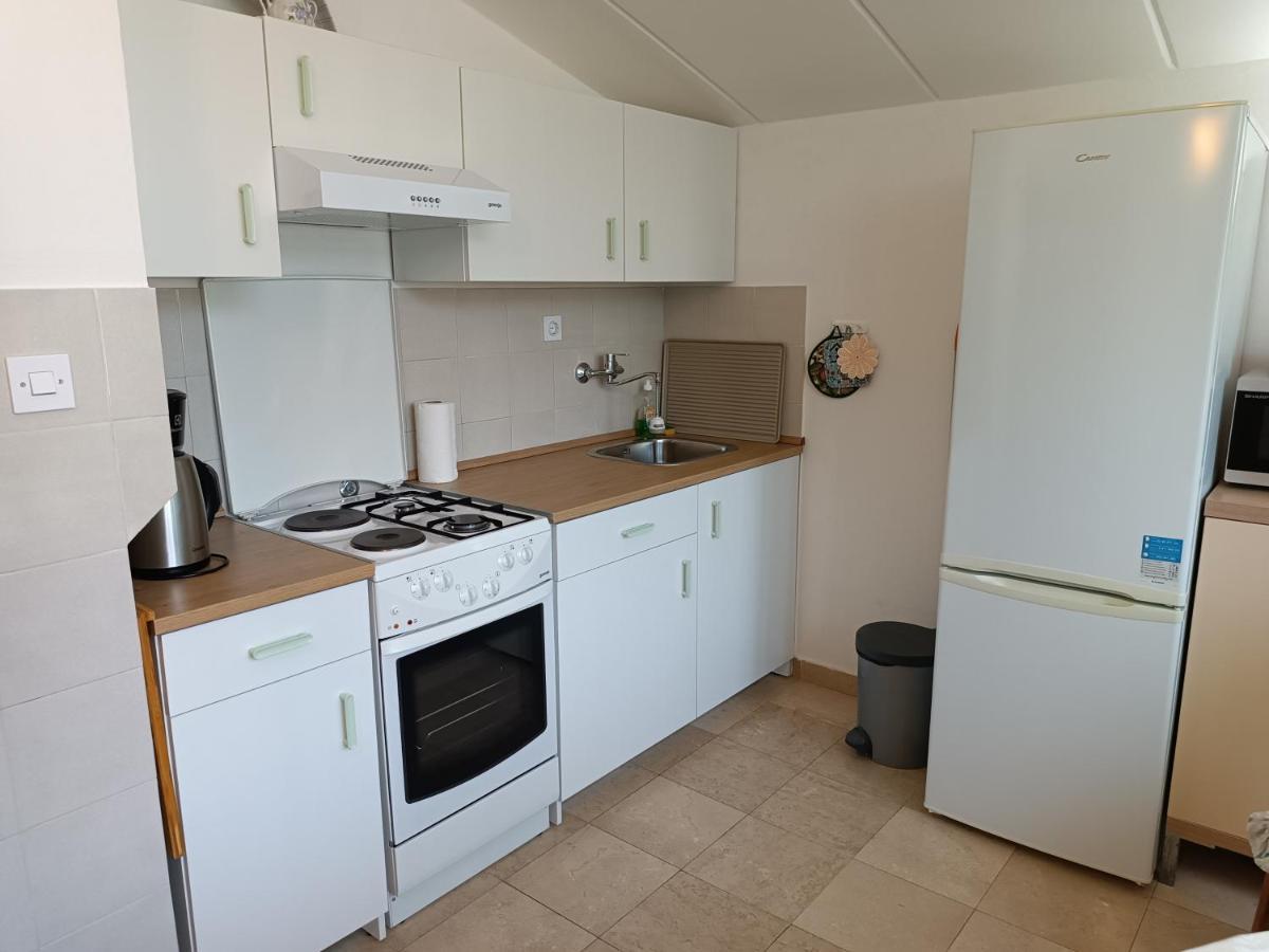 Levak Apartments - Apt. 1 Pjescana Uvala Ngoại thất bức ảnh